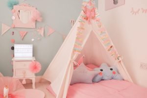 teepee party picture, pastel coloured teepee, teepee themed party ideas